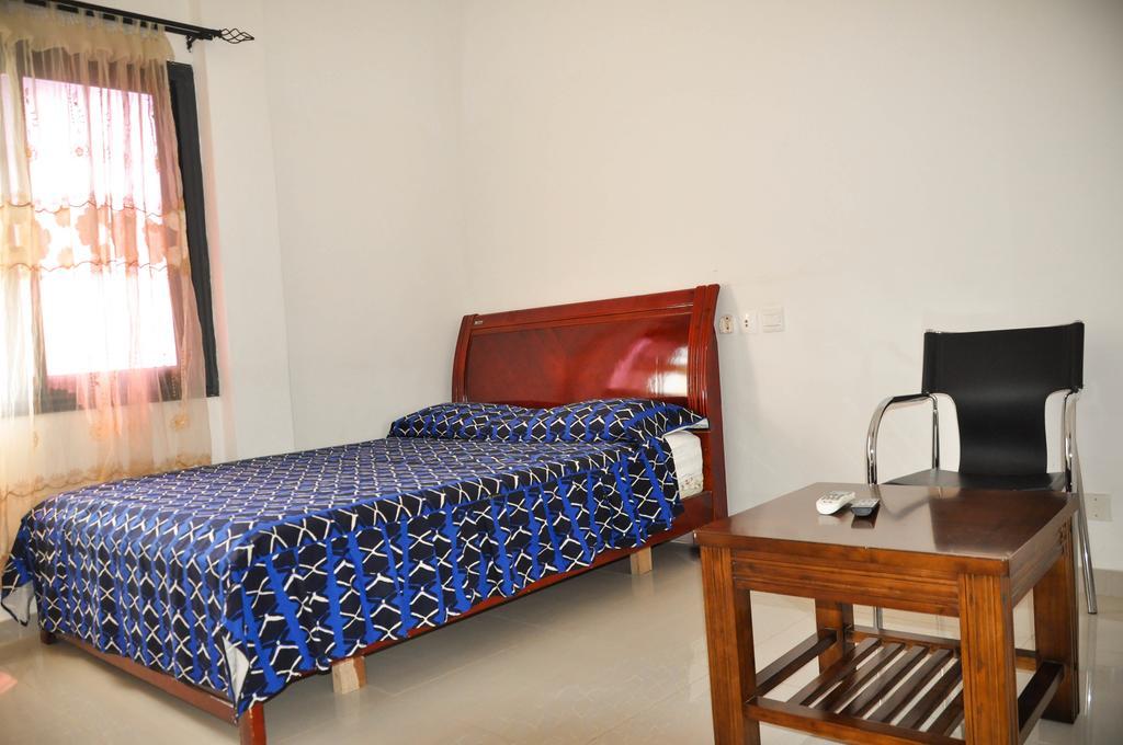 Guest House Lumen Lomé Extérieur photo
